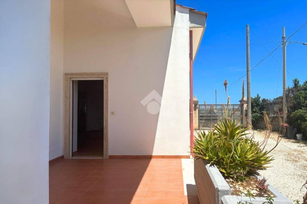 casa indipendente in vendita a Putignano