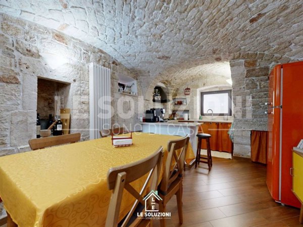 casa indipendente in vendita a Putignano