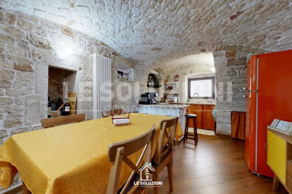casa indipendente in vendita a Putignano