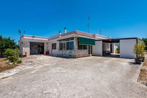 casa indipendente in vendita a Putignano