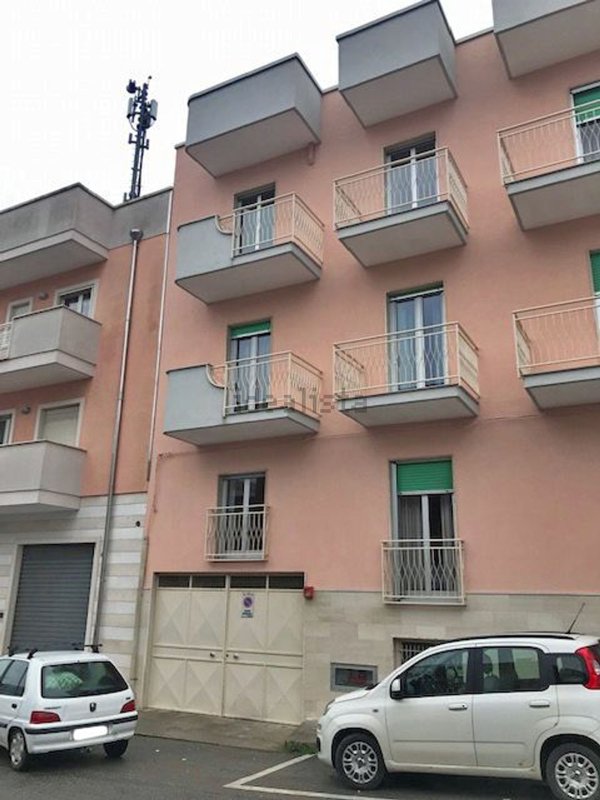 box auto in vendita a Putignano