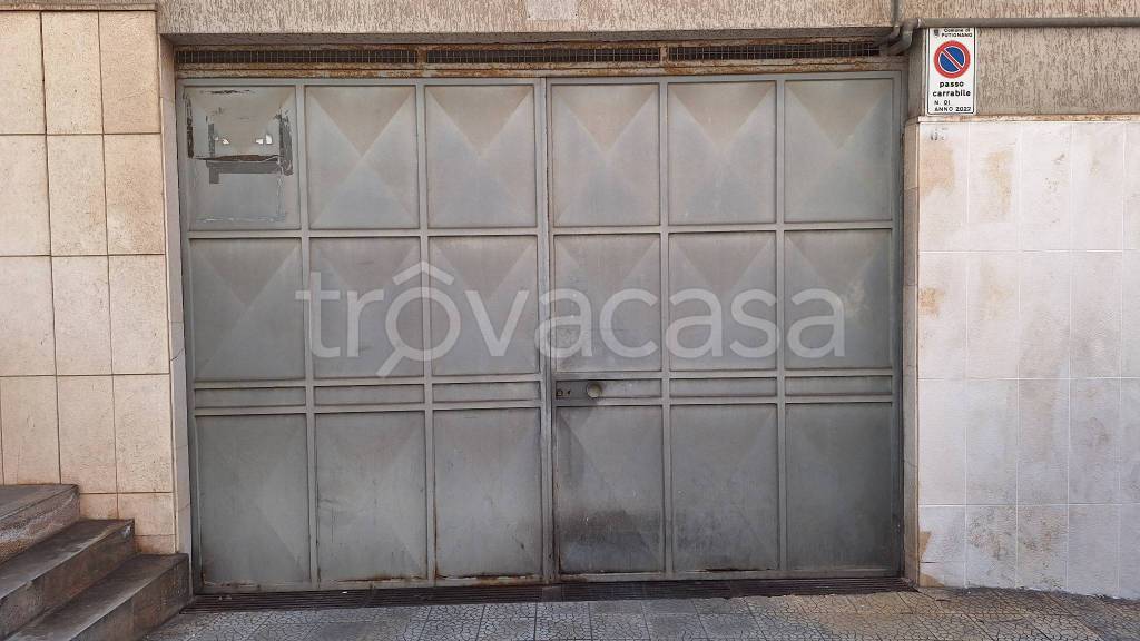 box auto in vendita a Putignano