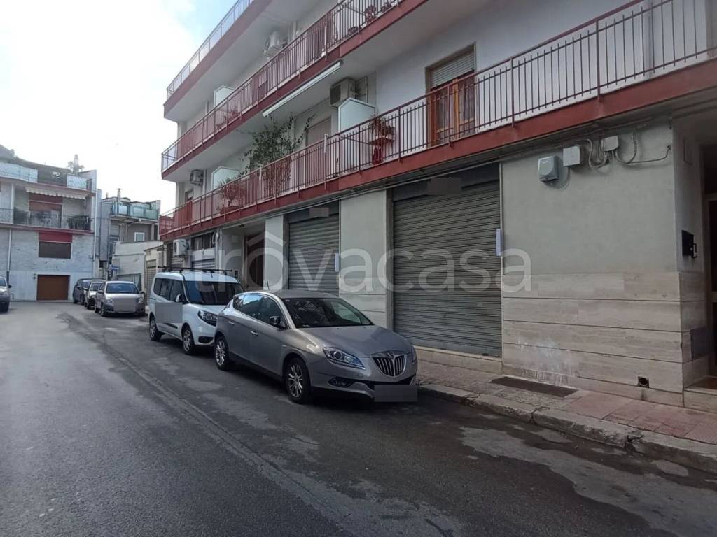 negozio in vendita a Rutigliano