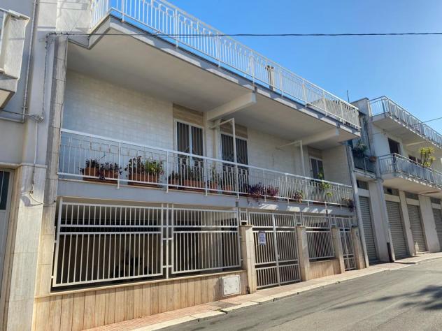 intera palazzina in vendita a Rutigliano