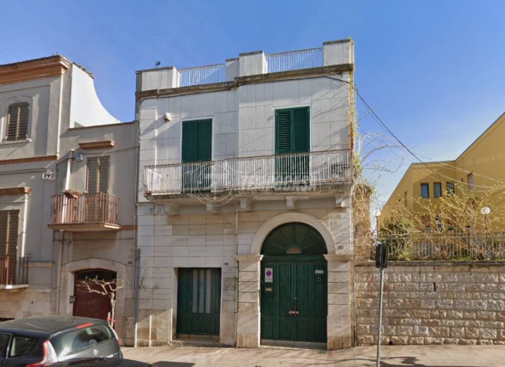 casa indipendente in vendita a Rutigliano