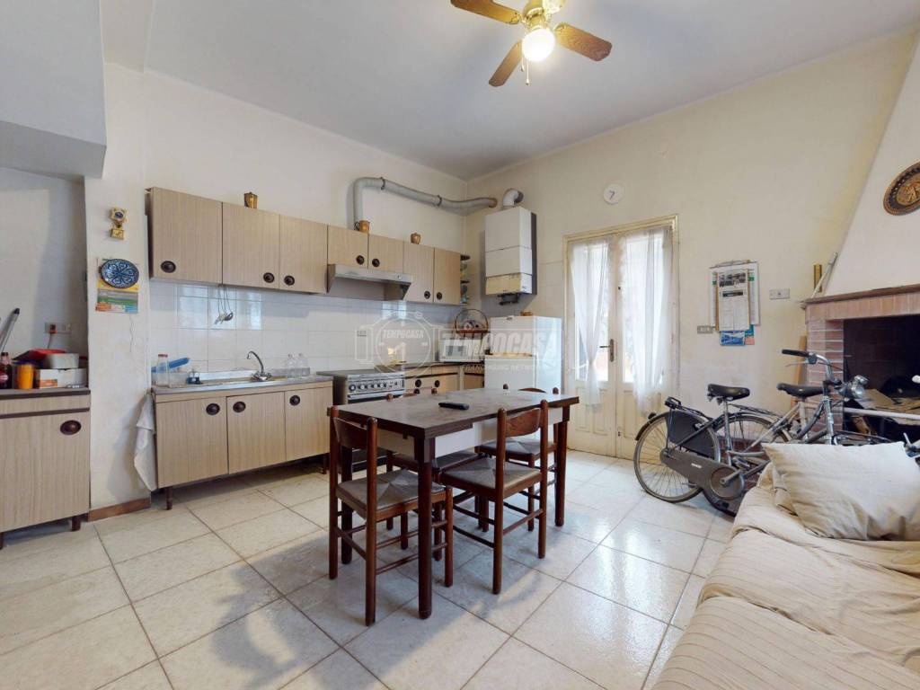 casa indipendente in vendita a Rutigliano