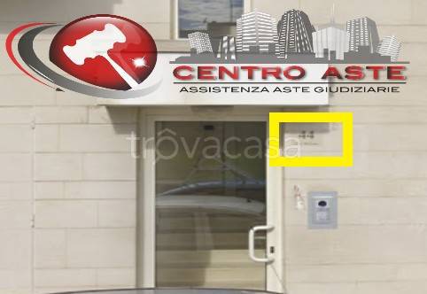 locale commerciale in vendita a Rutigliano