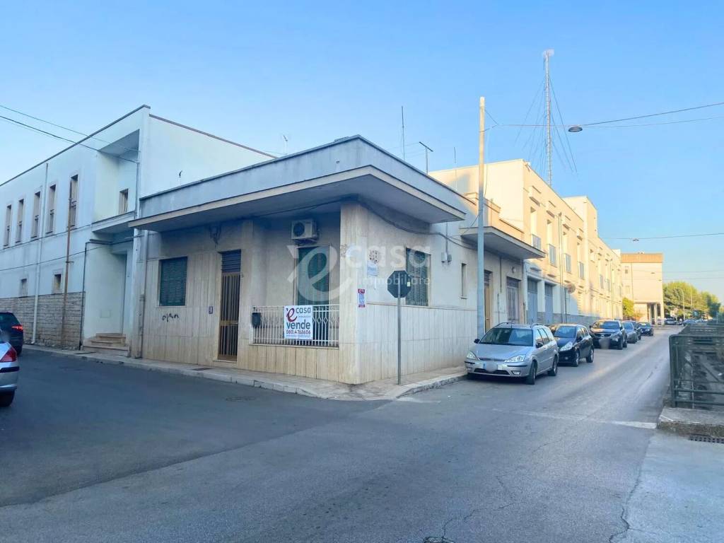 casa indipendente in vendita a Rutigliano