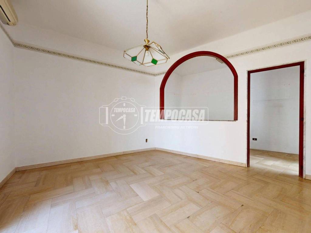 casa indipendente in vendita a Rutigliano