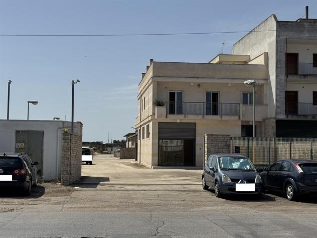 locale commerciale in vendita a Rutigliano