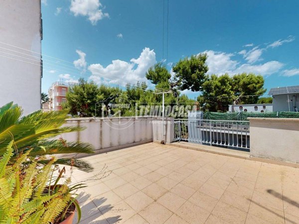 casa indipendente in vendita a Rutigliano