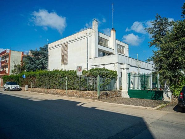 casa indipendente in vendita a Rutigliano