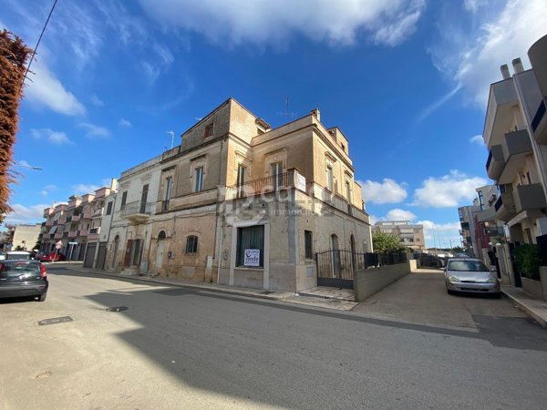 esavano in vendita a Rutigliano