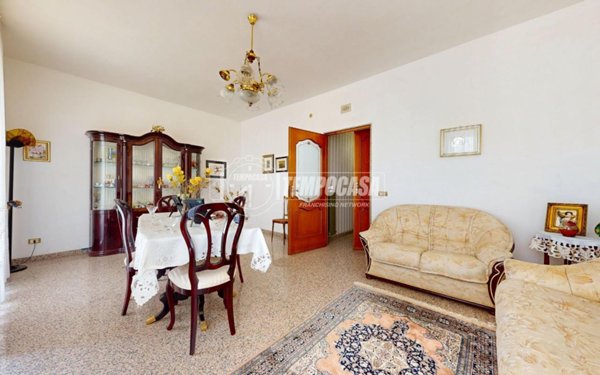 casa indipendente in vendita a Rutigliano