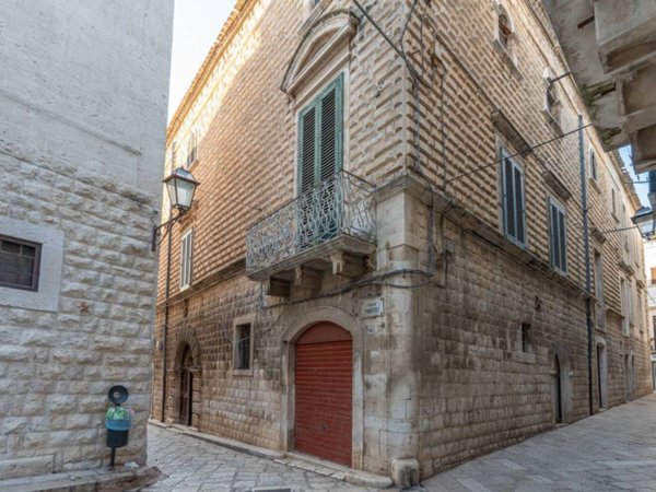 intera palazzina in vendita a Rutigliano