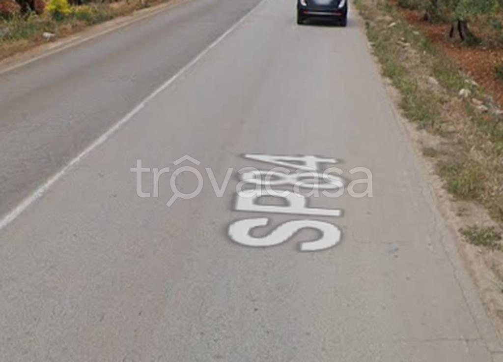 locale commerciale in vendita a Rutigliano