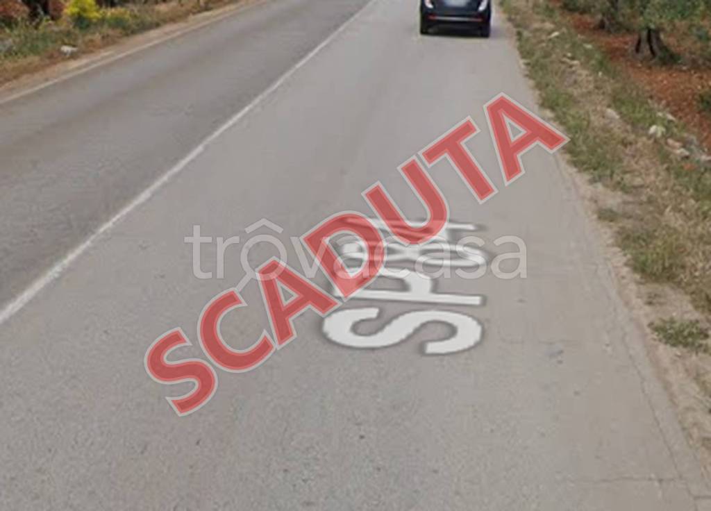 locale commerciale in vendita a Rutigliano