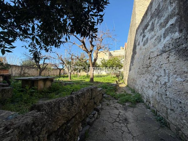 casa indipendente in vendita a Rutigliano