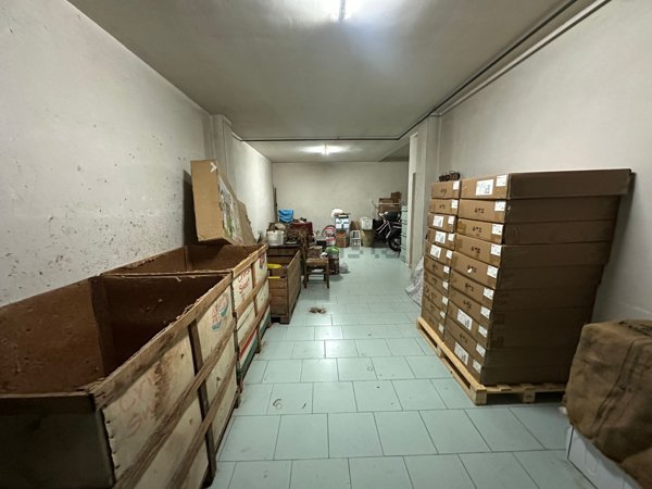 locale di sgombero in vendita a Rutigliano
