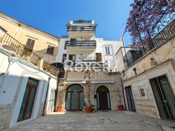 intera palazzina in vendita a Rutigliano