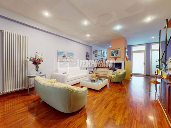 casa indipendente in vendita a Rutigliano