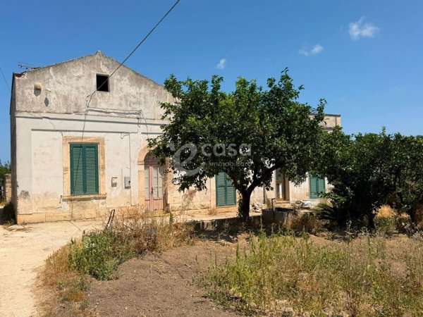 casa indipendente in vendita a Rutigliano