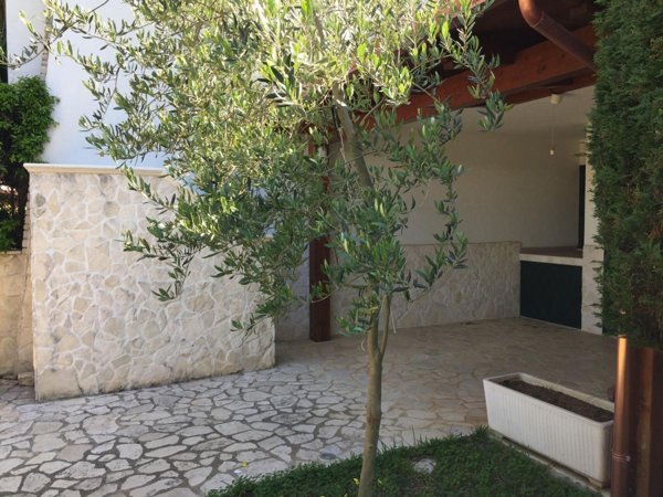 casa indipendente in vendita a Ruvo di Puglia