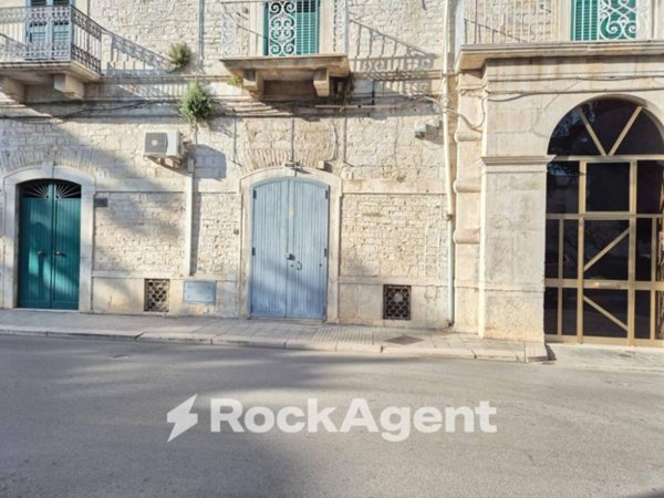 negozio in vendita a Ruvo di Puglia