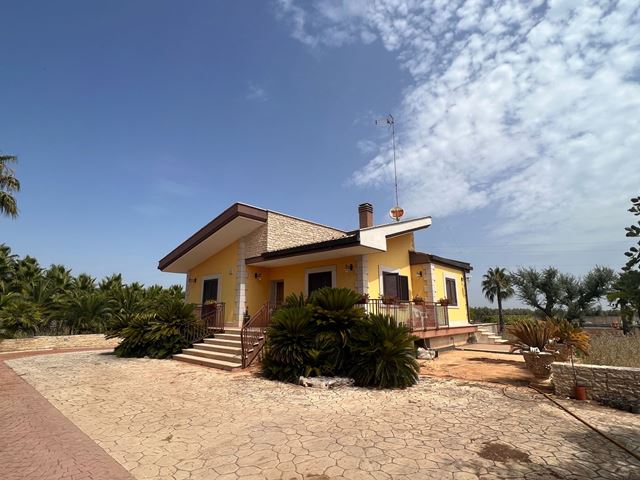 casa indipendente in vendita a Ruvo di Puglia