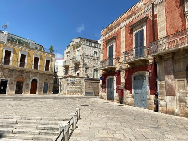 locale commerciale in vendita a Ruvo di Puglia
