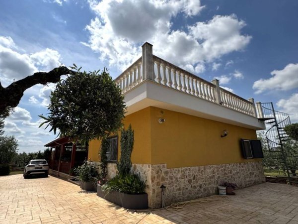 casa indipendente in vendita a Ruvo di Puglia