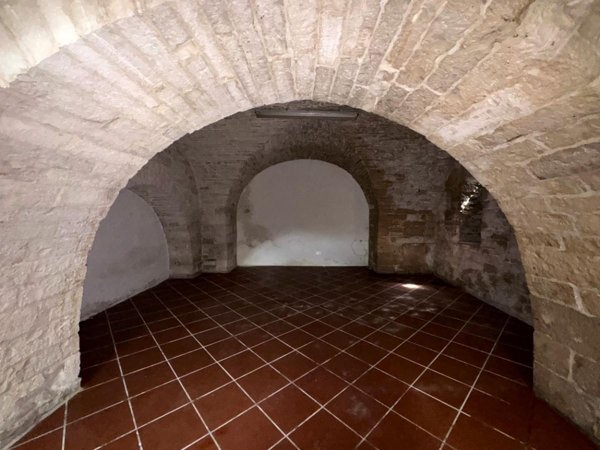 locale di sgombero in vendita a Ruvo di Puglia
