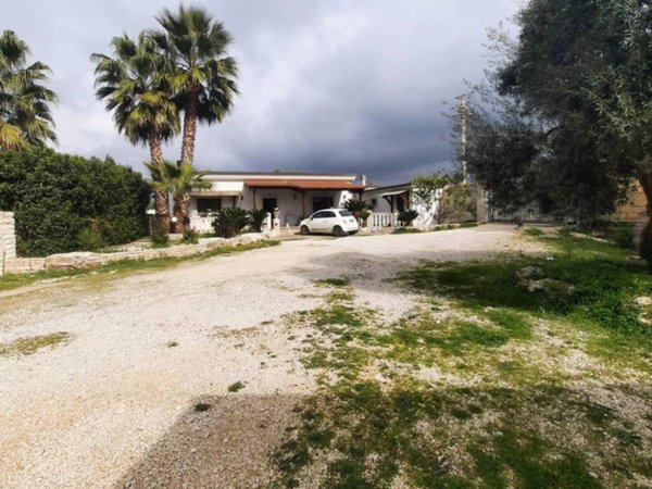 casa indipendente in vendita a Ruvo di Puglia