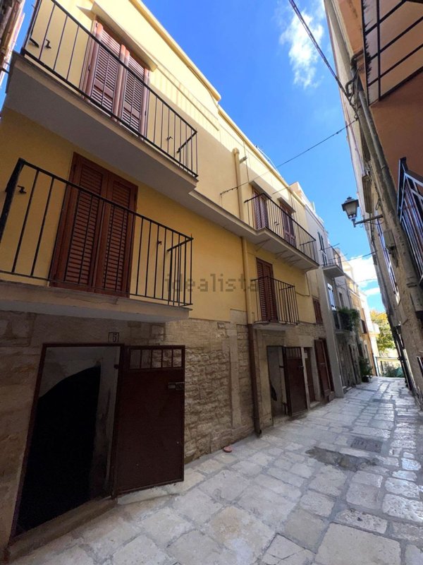 casa indipendente in vendita a Ruvo di Puglia