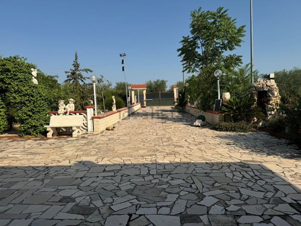 casa indipendente in vendita a Ruvo di Puglia