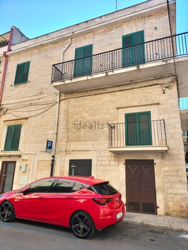 casa indipendente in vendita a Ruvo di Puglia