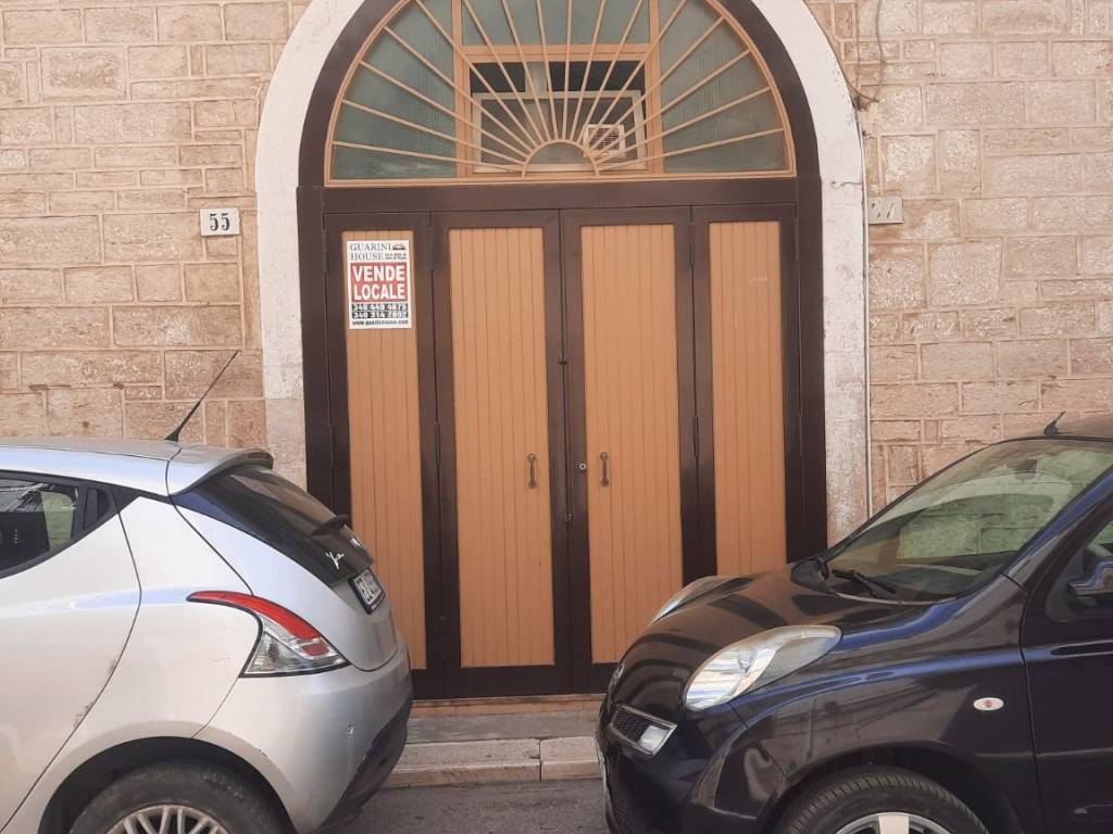 negozio in vendita a Ruvo di Puglia