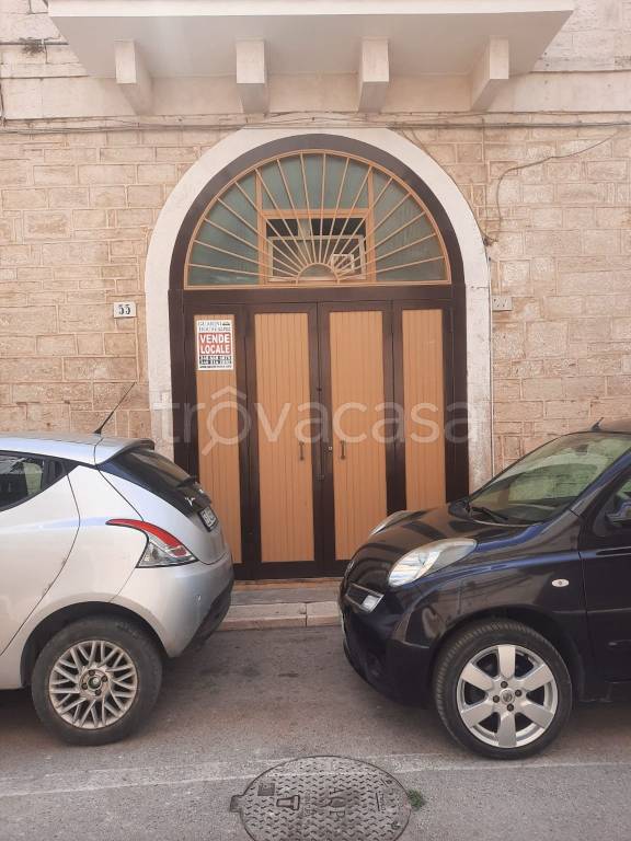 negozio in vendita a Ruvo di Puglia