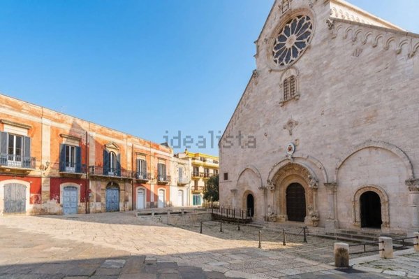 intera palazzina in vendita a Ruvo di Puglia