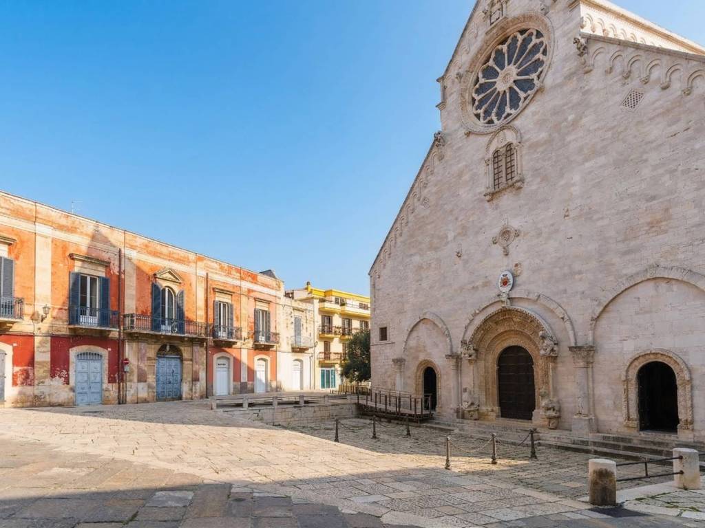 intera palazzina in vendita a Ruvo di Puglia