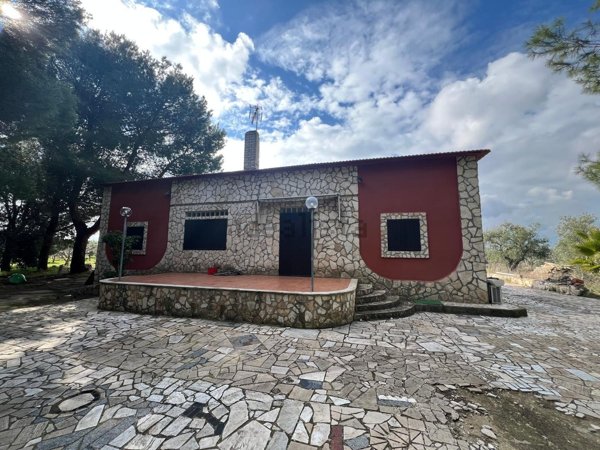 casa indipendente in vendita a Ruvo di Puglia
