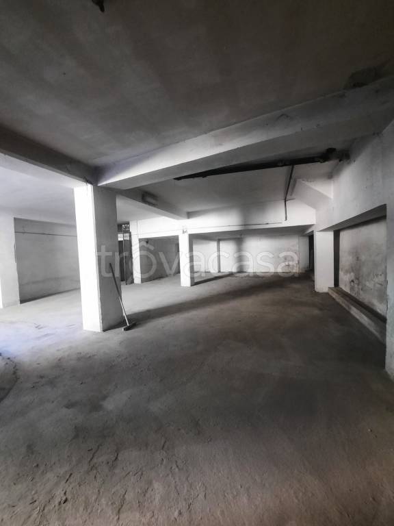locale commerciale in vendita a Ruvo di Puglia