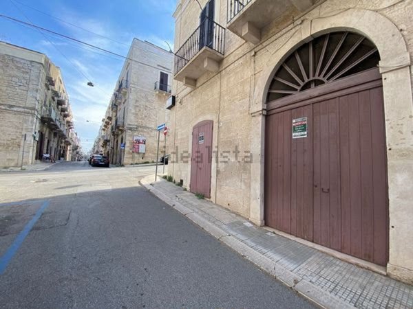 locale commerciale in vendita a Ruvo di Puglia