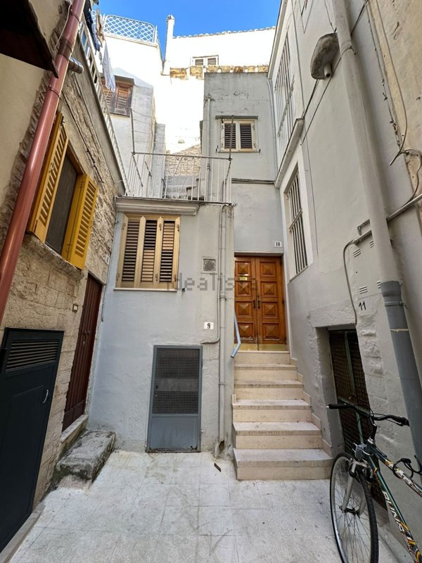 casa indipendente in vendita a Ruvo di Puglia