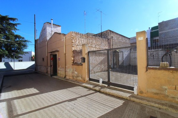 casa indipendente in vendita a Sammichele di Bari