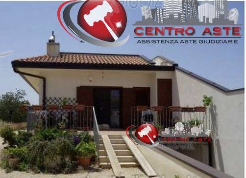 casa indipendente in vendita a Sammichele di Bari