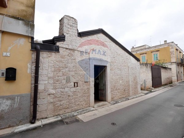 casa indipendente in vendita a Sammichele di Bari