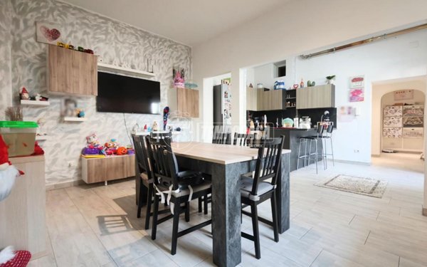 casa indipendente in vendita a Sammichele di Bari