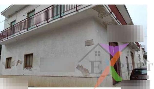 locale commerciale in vendita a Sammichele di Bari