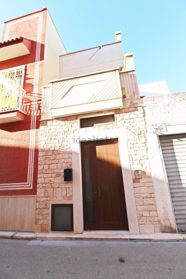 casa indipendente in vendita a Sammichele di Bari